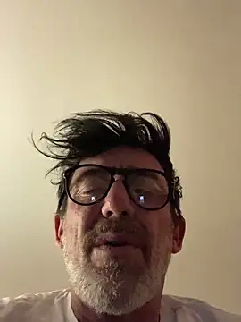 Snapshot of maxximere chatting on 1, 2, 2026 maxximere online show from 1, 2, 2026