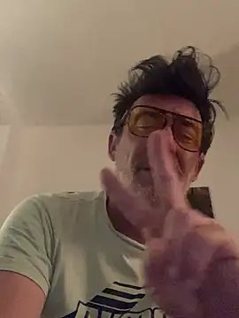 Snapshot of maxximere chatting on 20, 4, 2026 maxximere online show from 20, 4, 2026