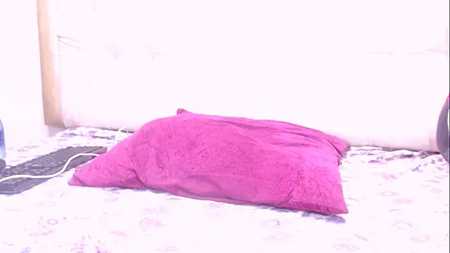 ZoeRoss2u online show from 10, 1, 2026