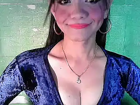 Rosebaumgardner1234 online show from 15, 2, 2025