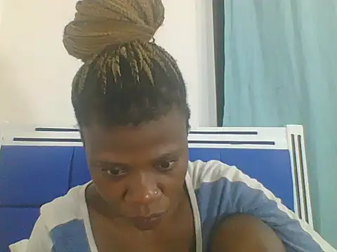 Sweetbaby004 online show from 9, 9, 2025