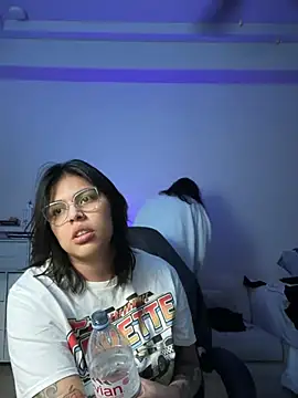 drizzypeach602 online show from 27, 1, 2025