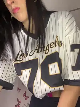 Amira Milker online show from 27, 12, 2024