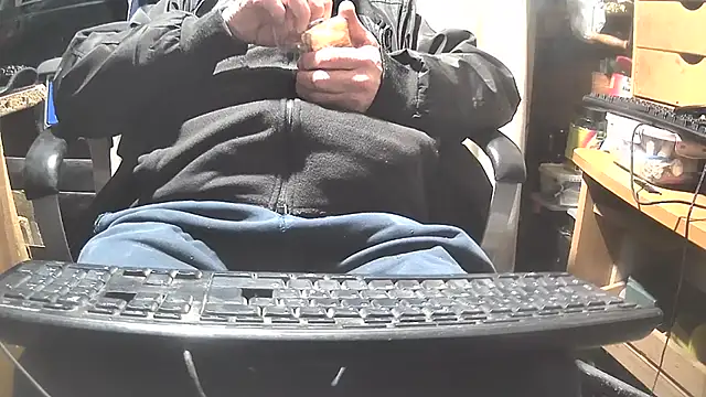 nonnomaturobisex online show from 7, 3, 2025