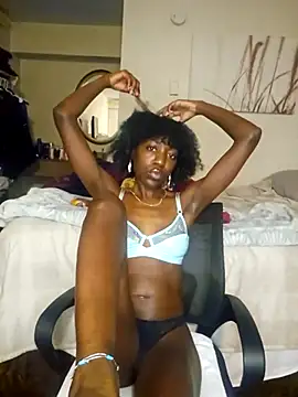 Snapshot of oliviaprettypussy chatting on 31, 10, 2025 oliviaprettypussy online show from 31, 10, 2025