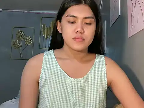 Delicate Savannah online show from 2, 10, 2025