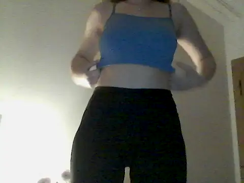 Snapshot of ocean_eyess_ chatting on 18, 4, 2026 ocean eyess online show from 18, 4, 2026