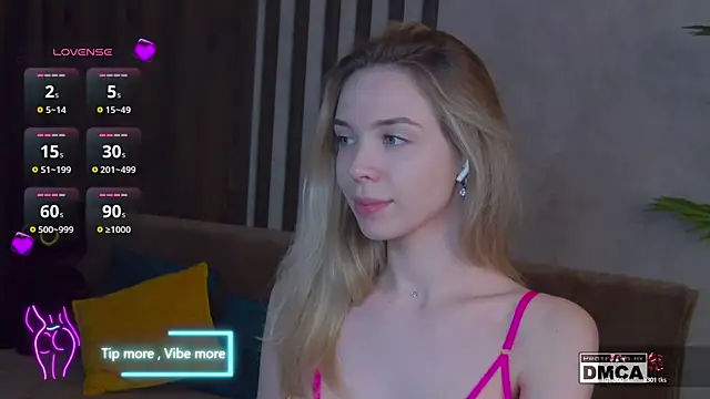 Holl1Would online show from 23, 2, 2025