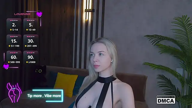 Holl1Would online show from 5, 3, 2025