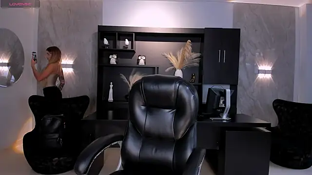 Snapshot of LexieWayne chatting on 20, 7, 2026 LexieWayne online show from 20, 7, 2026