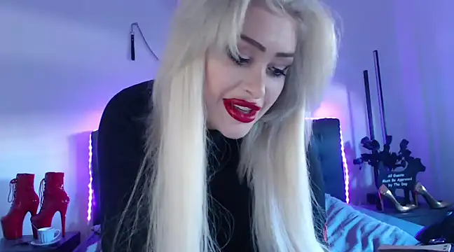 Snapshot of JennaLinn chatting on 24, 2, 2025 JennaLinn online show from 24, 2, 2025