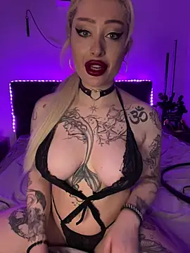 Snapshot of JennaLinn chatting on 19, 3, 2025 JennaLinn online show from 19, 3, 2025