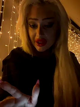 Snapshot of JennaLinn chatting on 16, 10, 2025 JennaLinn online show from 16, 10, 2025