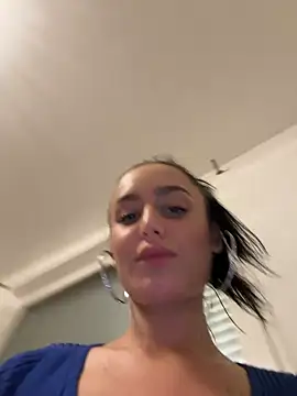 Snapshot of Zeyna1 chatting on 15, 1, 2025 Zeyna1 online show from 15, 1, 2025