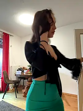 Snapshot of Zeyna1 chatting on 12, 10, 2025 Zeyna1 online show from 12, 10, 2025