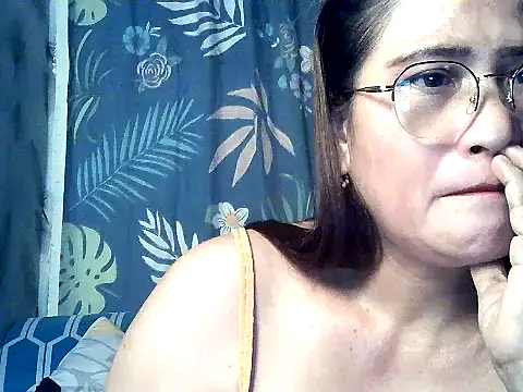Amazing Angel22 online show from 26, 9, 2025