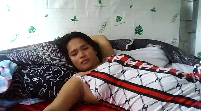 Silly Girl21 online show from 8, 3, 2025