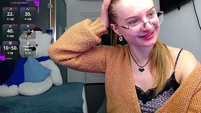 KateJonson online show from 10, 1, 2025