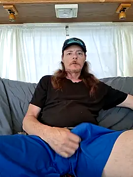 Snapshot of truckerlove69 chatting on 24, 4, 2026 truckerlove69 online show from 24, 4, 2026