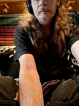 Snapshot of truckerlove69 chatting on 11, 6, 2026 truckerlove69 online show from 11, 6, 2026