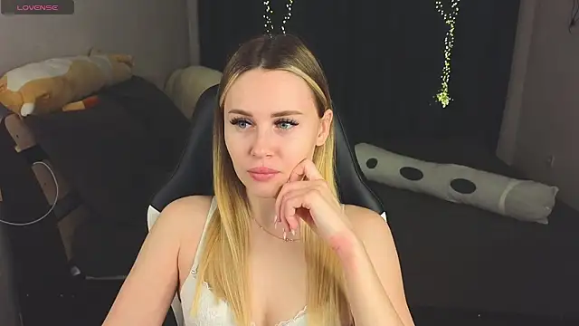 Alenca hot sex online show from 22, 1, 2025