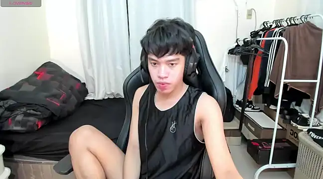 Lightjt04 online show from 14, 3, 2025