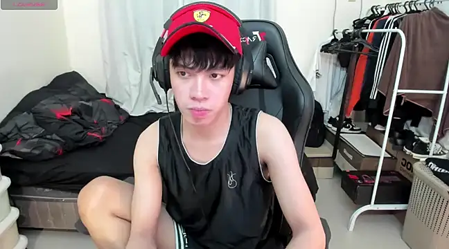 Lightjt04 online show from 14, 3, 2025