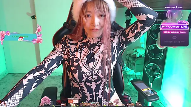 Snapshot of pink-2022 chatting on 24, 12, 2024 pink-2022 online show from 24, 12, 2024