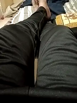 Desi Londa 143 online show from 17, 2, 2025