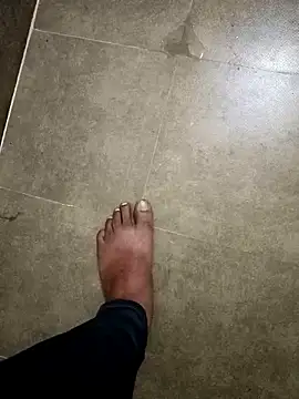 Desi Londa 143 online show from 22, 2, 2025