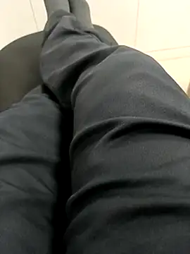 Desi Londa 143 online show from 27, 2, 2025