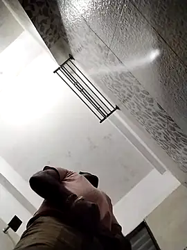 Desi Londa 143 online show from 3, 10, 2025