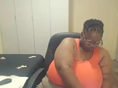 sweetnoziexx online show from 14, 3, 2025