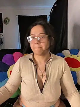 MsConejitaa online show from 5, 1, 2025