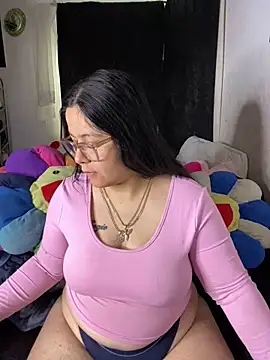 MsConejitaa online show from 12, 4, 2026