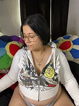 Snapshot of MsConejitaa chatting on 27, 6, 2026 MsConejitaa online show from 27, 6, 2026