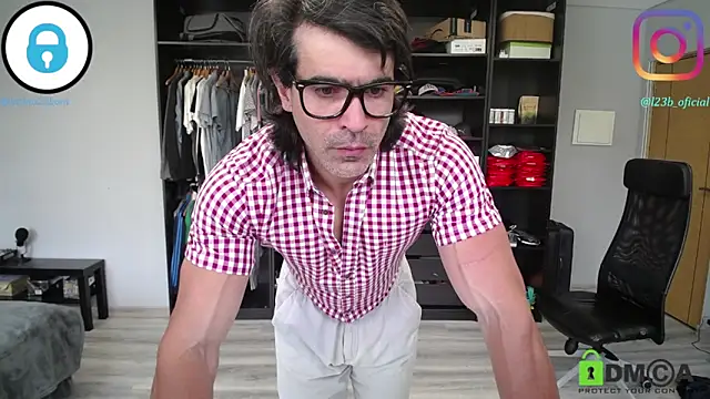 samricci21 online show from 10, 4, 2026