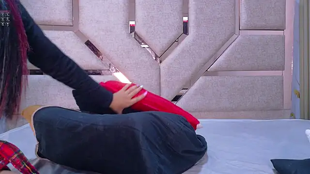 Snapshot of DANIK_STAR chatting on 19, 9, 2025 DANIK STAR online show from 19, 9, 2025