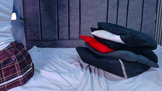 Snapshot of DANIK_STAR chatting on 14, 11, 2025 DANIK STAR online show from 14, 11, 2025