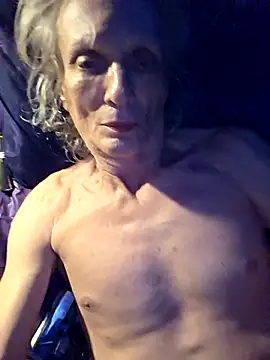 Snapshot of Vonniecd chatting on 18, 9, 2025 Vonniecd online show from 18, 9, 2025