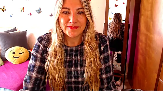 Jolie-Mature online show from 19, 11, 2025