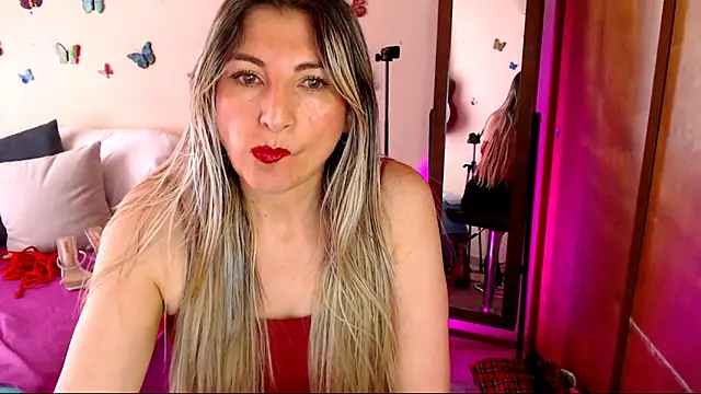 Jolie-Mature online show from 12, 3, 2026