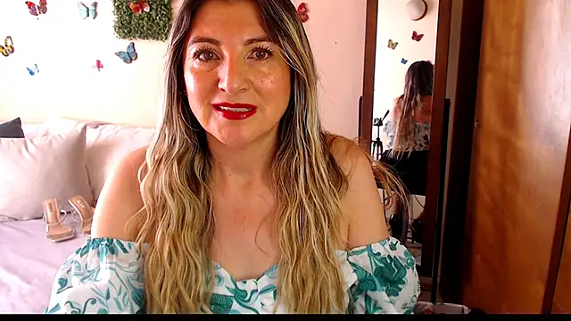 Jolie-Mature online show from 9, 4, 2026