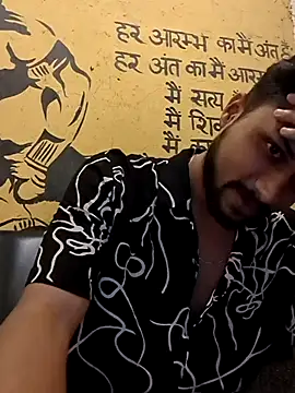  IRRESISTIBLE  online show from 8, 9, 2025