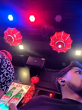  IRRESISTIBLE  online show from 4, 10, 2025