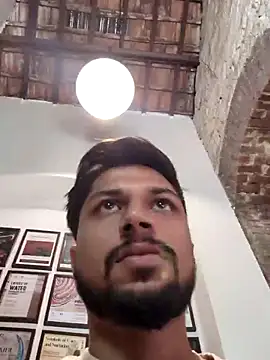  IRRESISTIBLE  online show from 14, 12, 2025