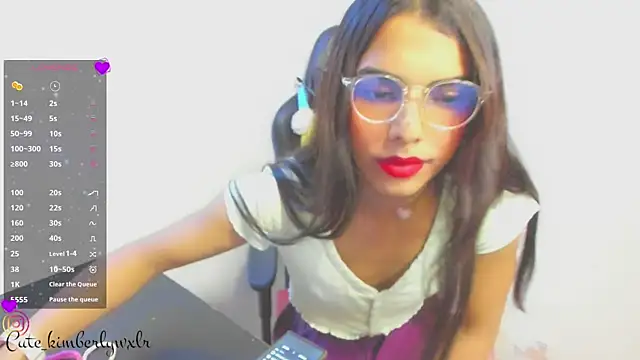 Kim Wexler online show from 27, 10, 2025