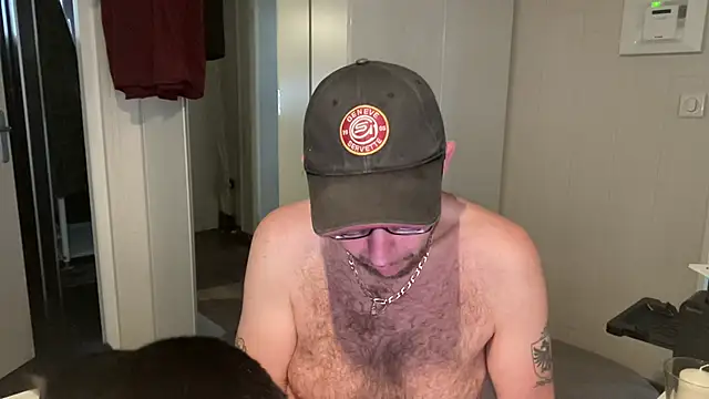 Snapshot of FABIOGLASSES chatting on 15, 9, 2025 FABIOGLASSES online show from 15, 9, 2025