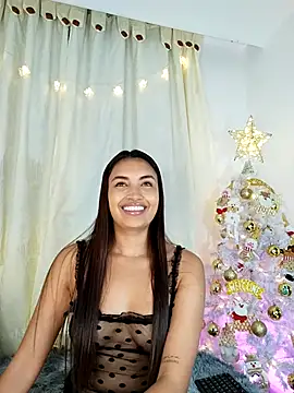 aisha es online show from 4, 12, 2025