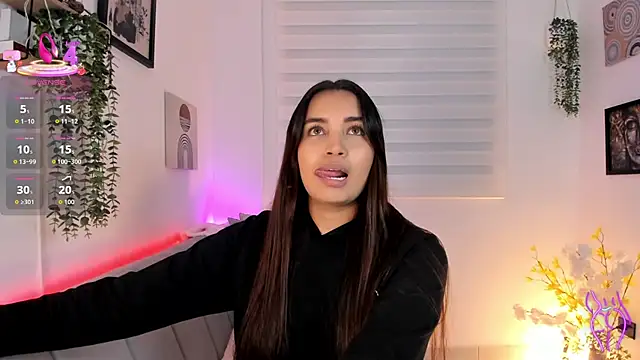 aisha es online show from 23, 2, 2026